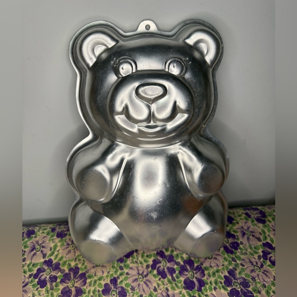 Vintage Wilton Teddy Bear Cake Pan